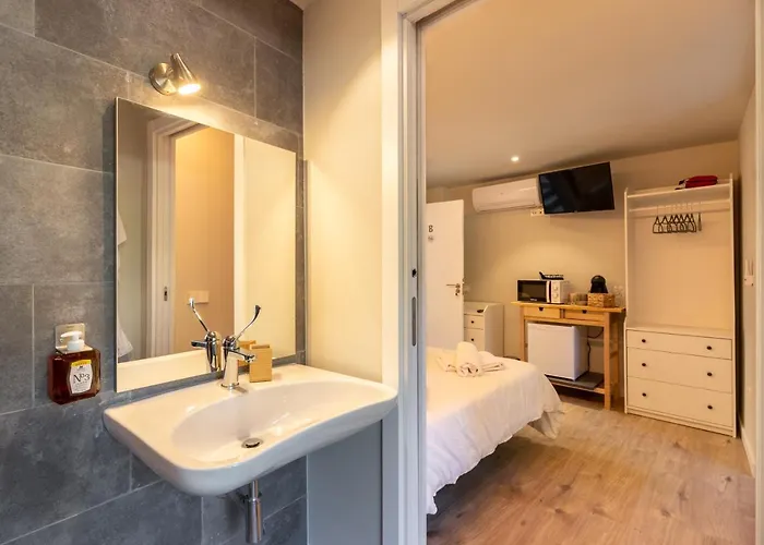 Double Room In Toledorooms Vistapark