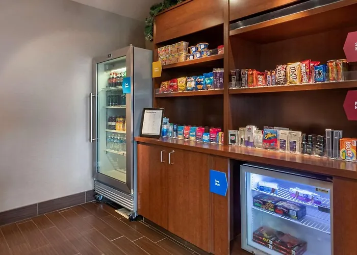 Comfort Suites Airport-University