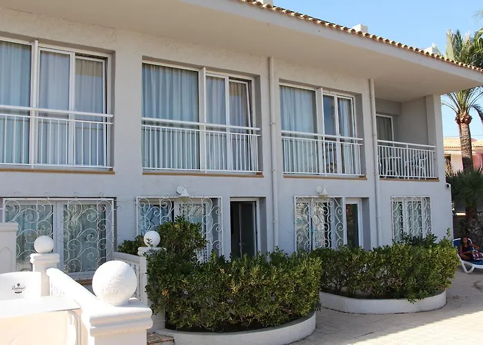 Hotel La Riviera