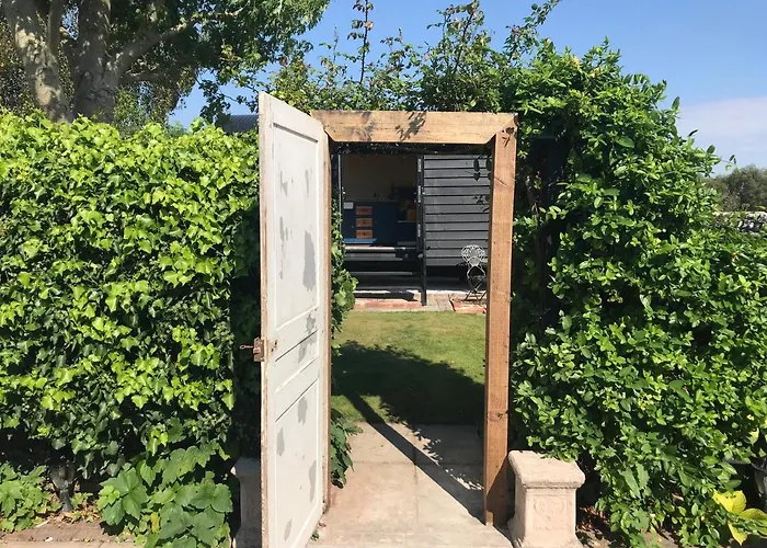 Chichester Shepherds Hut