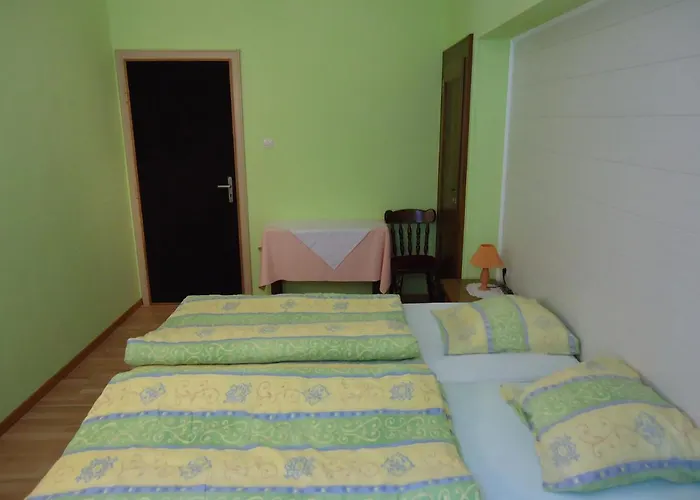 Hostellerie De La Vallee