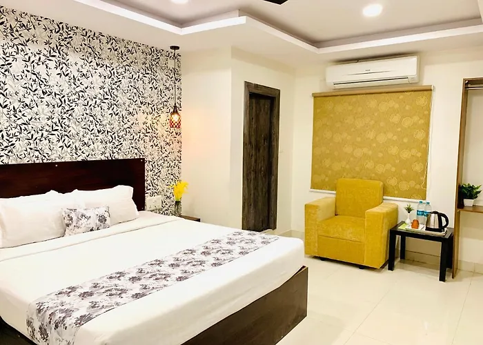 Hotel Oak By Mega Groups