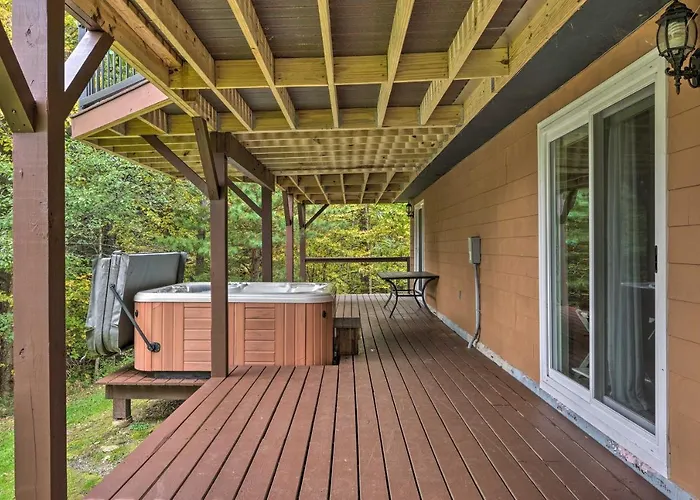 Cozy Home W/ Sauna: Mins To Stowe Mountain Resort