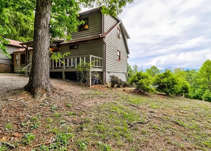 Buck Moon Cabin