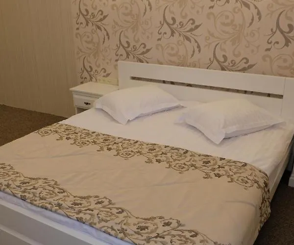 Лісовий Готель Гайки