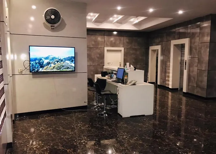 Royaute Luxury Hotel Sialkot