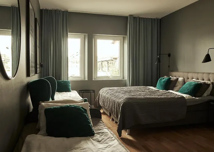 Hasse Pa Sjoekanten Hotell & Restaurang