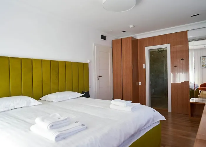 Hotel Glory