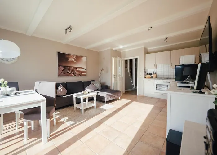 Beachcomber House B