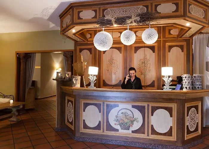 Le Verger Des Chateaux, The Originals Relais