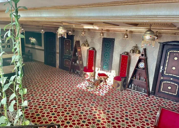 Omar Elkhaiam Hotel