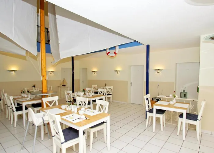 F-1010 Strandhaus Moenchgut Bed&Breakfast Dz 26 Garten, Strandnah, Inkl Fruehstueck