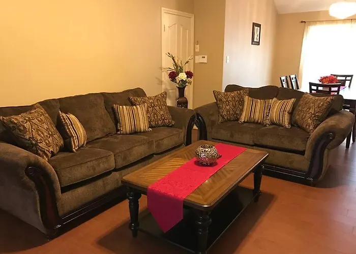 Cozy Pet-Friendly Home- Huge Spring Discounts