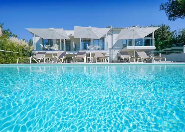 The Elegant Apartments