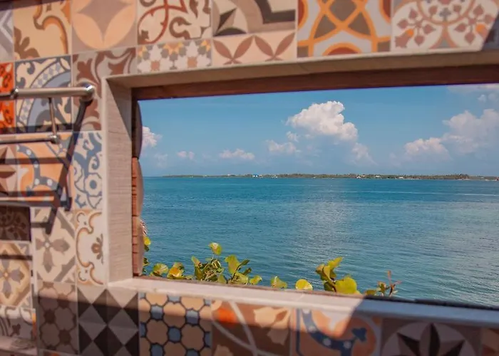 Hotel Punta Faro