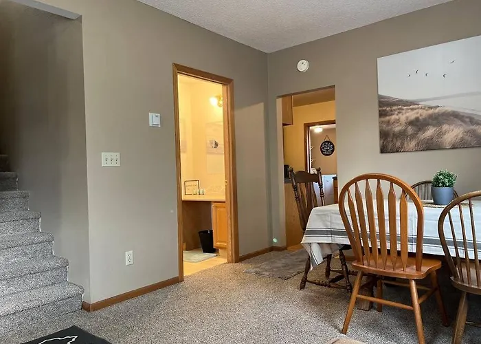 Close To Duluth! Centrally Located