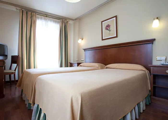 Hotel Azofra