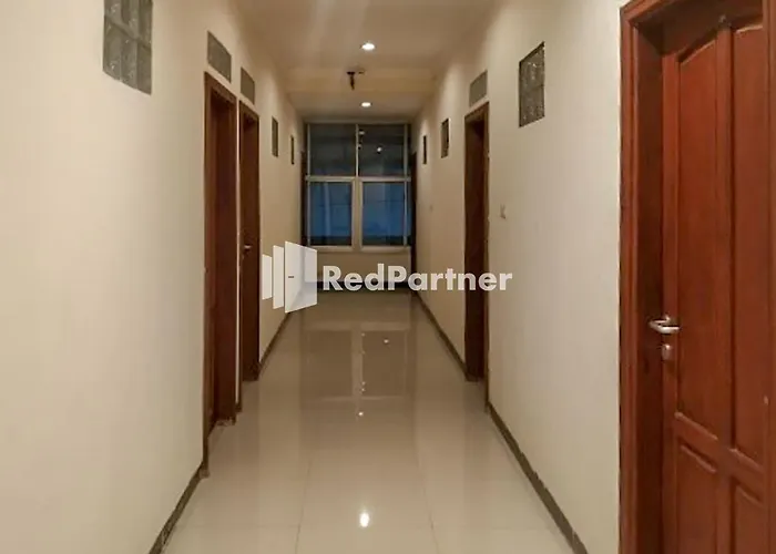 Palu City Guest House Mitra Reddoorz