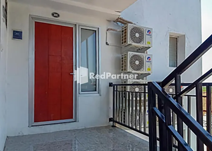 Hotel Trikatu Kendal Near Taman Kota Weleri Mitra Reddoorz