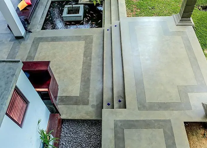Kalapuwa Resort
