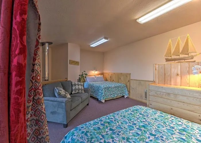 Sanderling Sea Cottages, Unit 2: Walk To Coast!