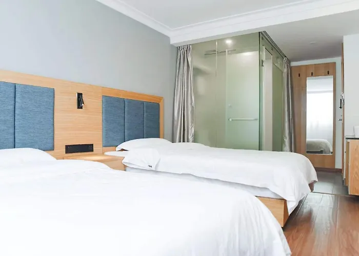 Guilin Travel Light Hostel