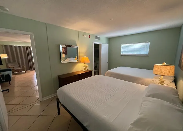 Breezy Palms Resort