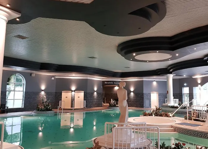 Rochestown Park Hotel & Leisure Centre