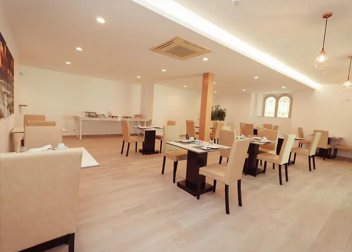 Salmanha Residence