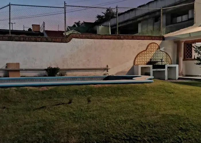 Hermosa Casa En Cuernavaca: Jardin Del Lago