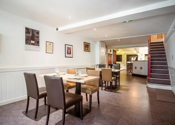 Hotel Itzalpea