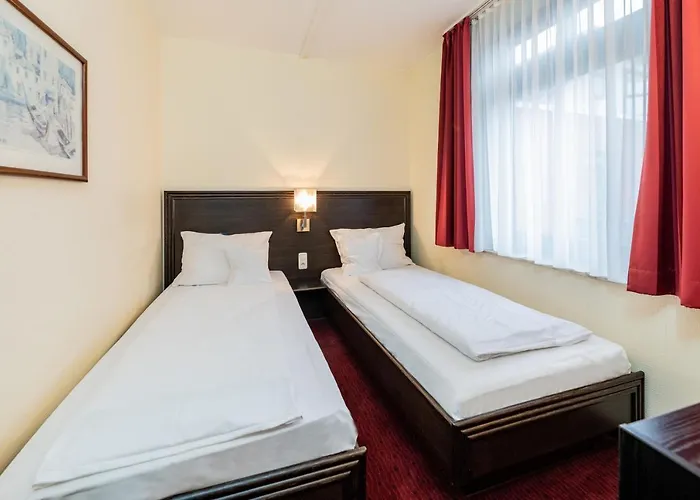 Goebel'S Seehotel Diemelsee