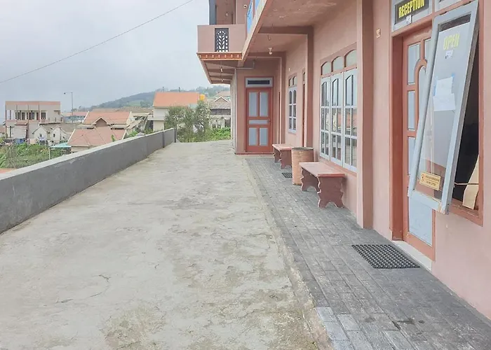 Tengger Indah Bromo Homestay At Desa Wisata Bromo Mitra Reddoorz