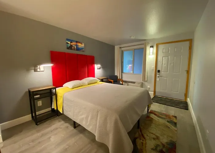 Aircrest Motel