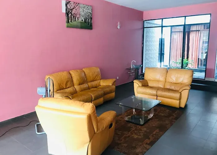 Araliya Hotel