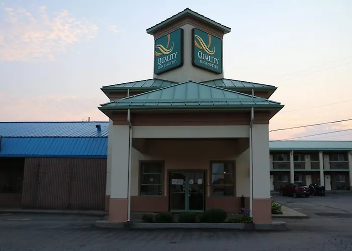 Quality Inn & Suites Gananoque 1000 Islands