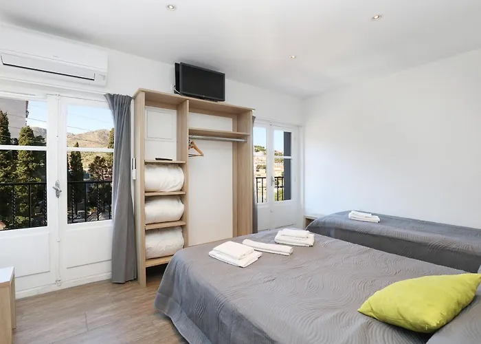 Hotel Arago