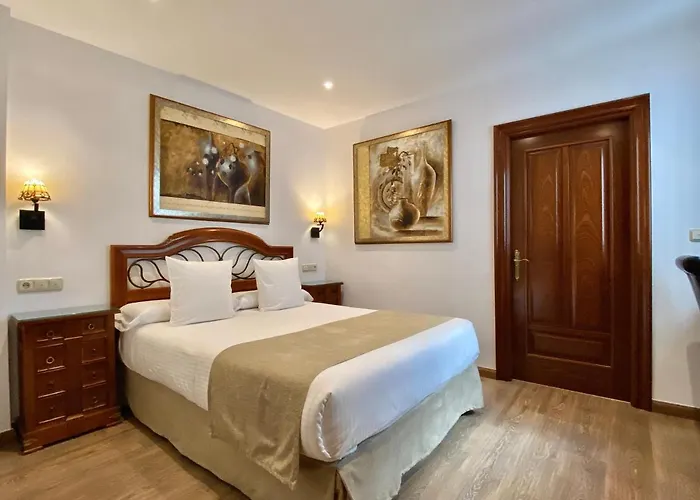 Hostal Rodri (Adults Only)