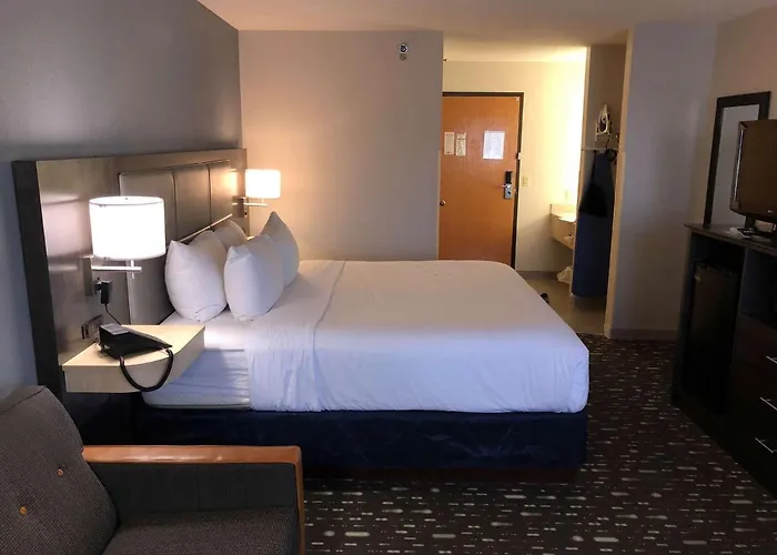 Country Inn & Suites By Radisson, Auburn, In