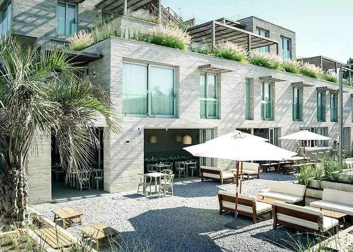 Casagrande Hotel & Beach Club