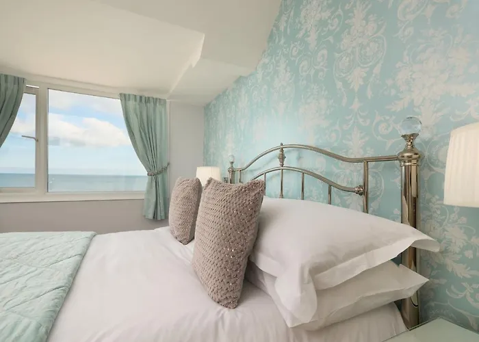 Channel View Boutique Hotel - Adults Only