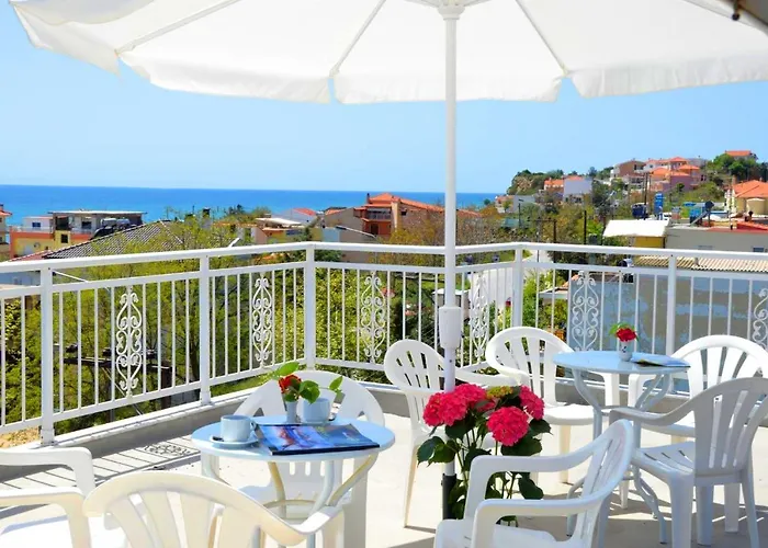Hotel TRIADA