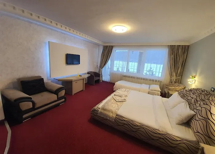 Rey Hotel