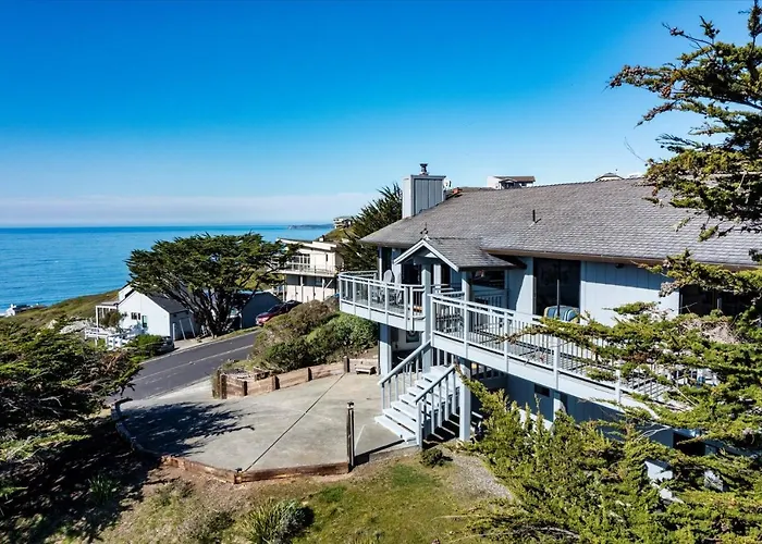 Whale Watch Fantastic Views Game Room Dog Friendly