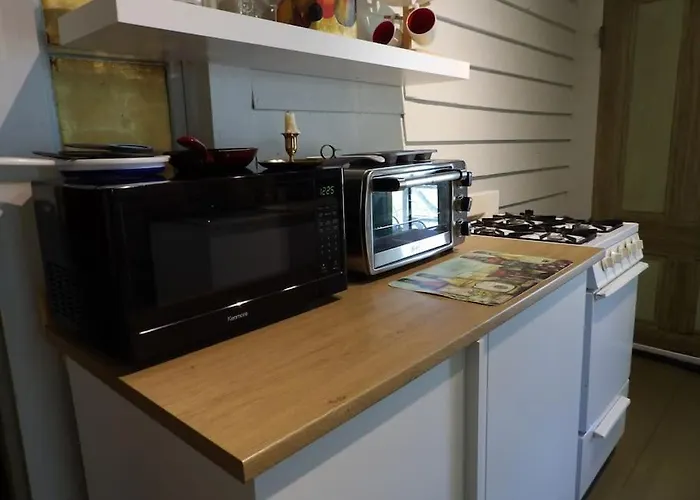 Farmhouse Inn Private Apartments