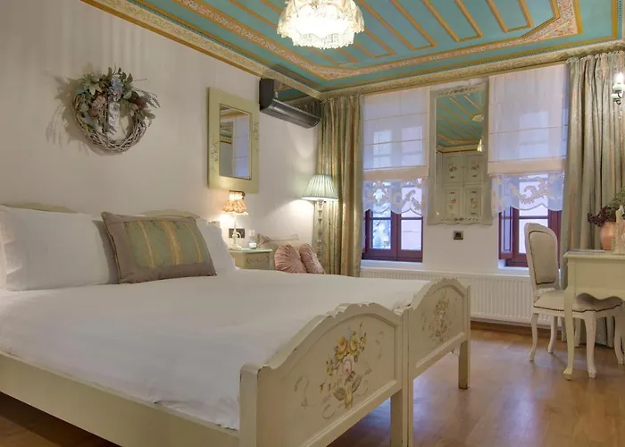 ARCHONTARIKI Historic Boutique Hotel