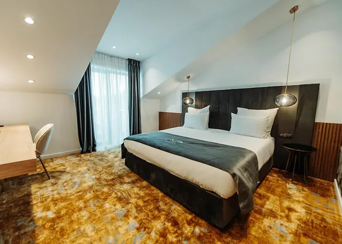 Iza Hotel