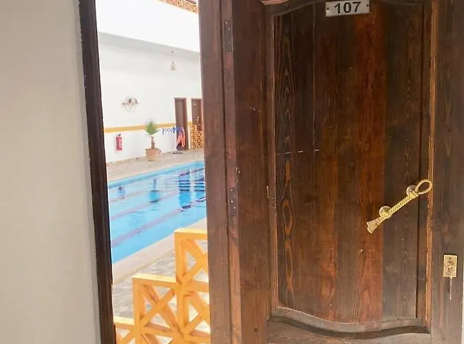 Golden Plaza Dahab Resort