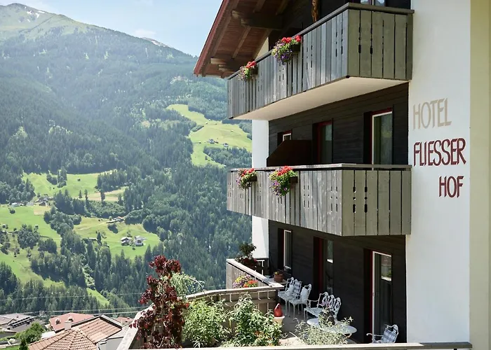 Panoramahotel Fliesserhof