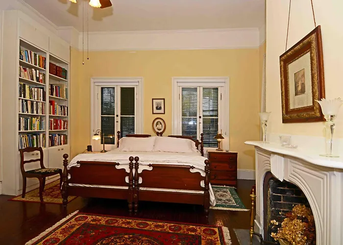 1872 Denham Inn